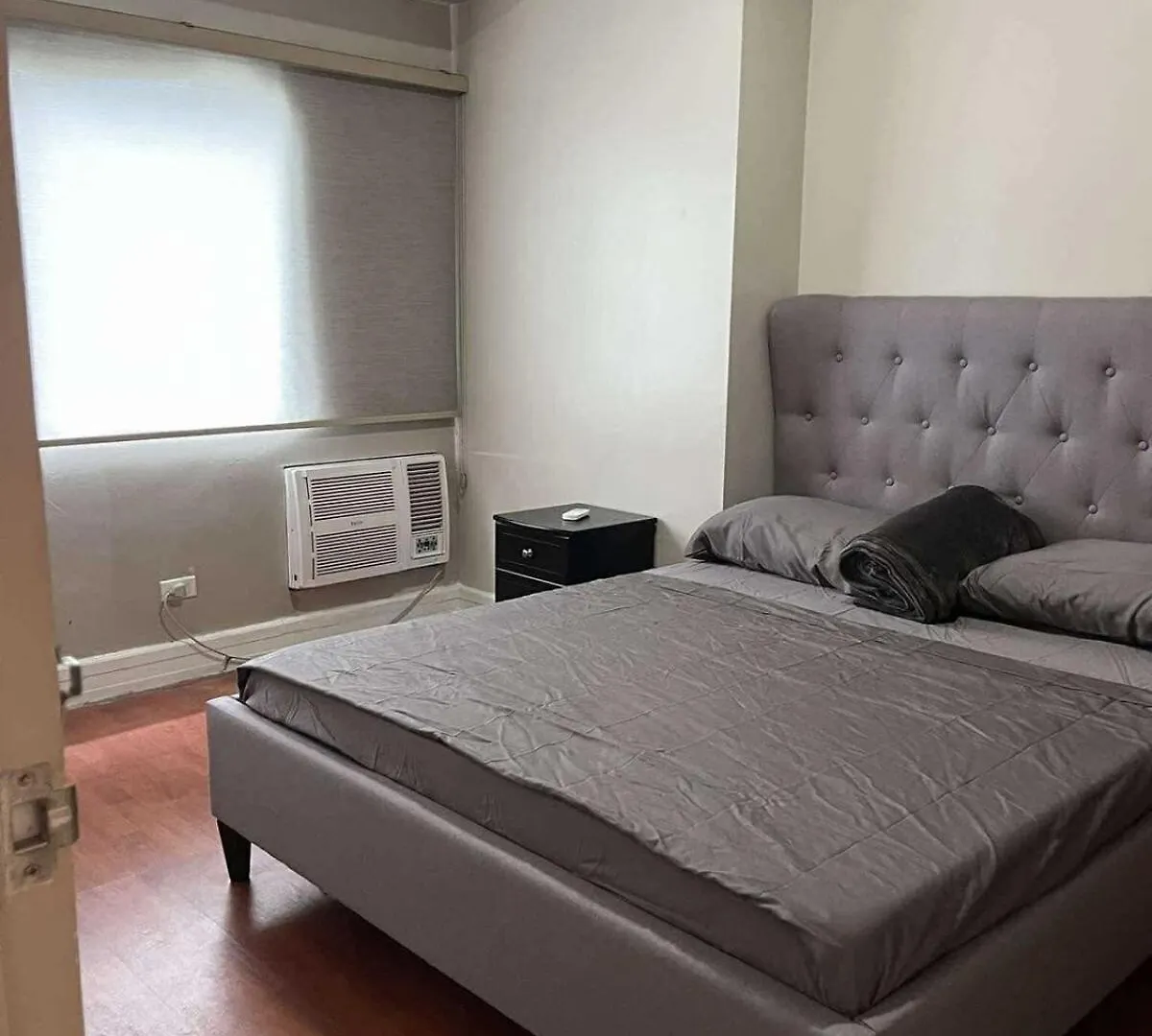 Cozy Unit In Forbeswood Parklane Bgc Apartment Manila Philippines